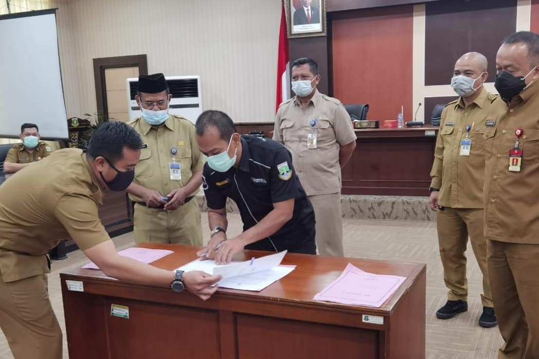 Sekretariat DPRD Banten Lakukan Penandatangan Perjanjian Kinerja