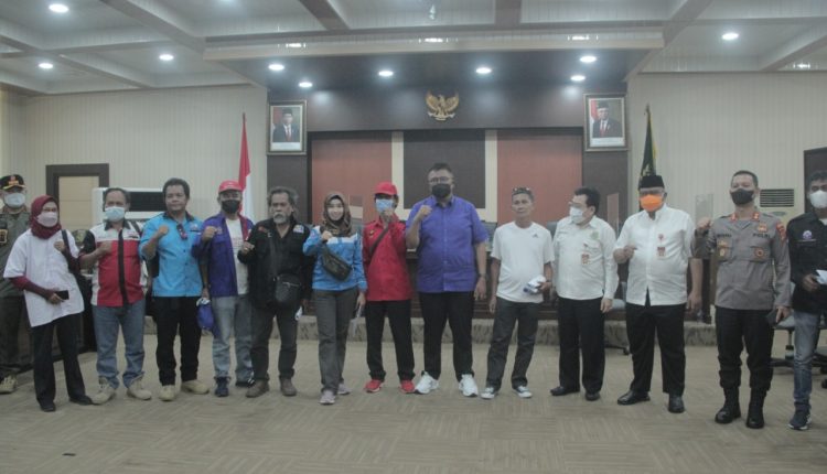 Wakil Ketua DPRD Banten Nawa Said Menerima Audiensi Dari Perwakilan Buruh Se-Provinsi Banten