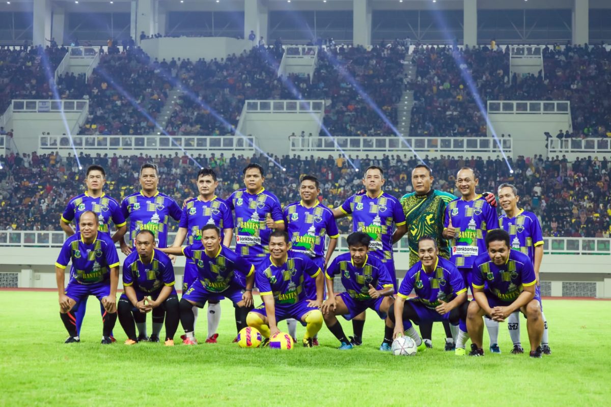 Andra Soni dan Fahmi Hakim Jajal Lapangan Banten International Stadium