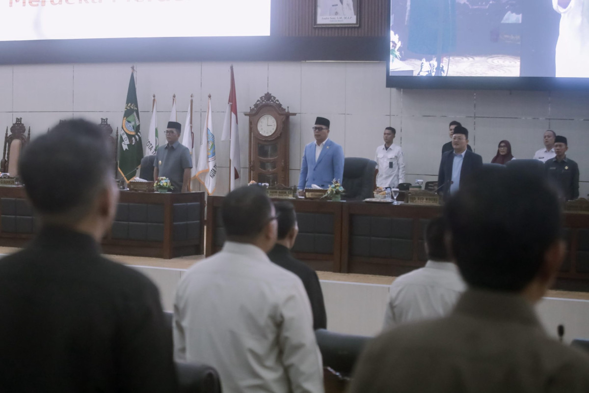 Rapat Paripurna Jawaban Gubernur Terhadap Pandangan Umum Fraksi-Fraksi Atas Raperda Perubahan APBD Provinsi Banten Tahun Anggaran 2025