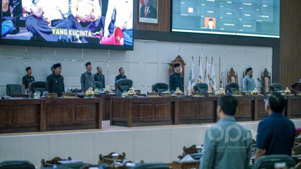 Rapat Paripurna Pemandangan Umum Fraksi dan Pengambilan Keputusan Atas Persetujuan DPRD Terhadap Raperda APBD TA 2023