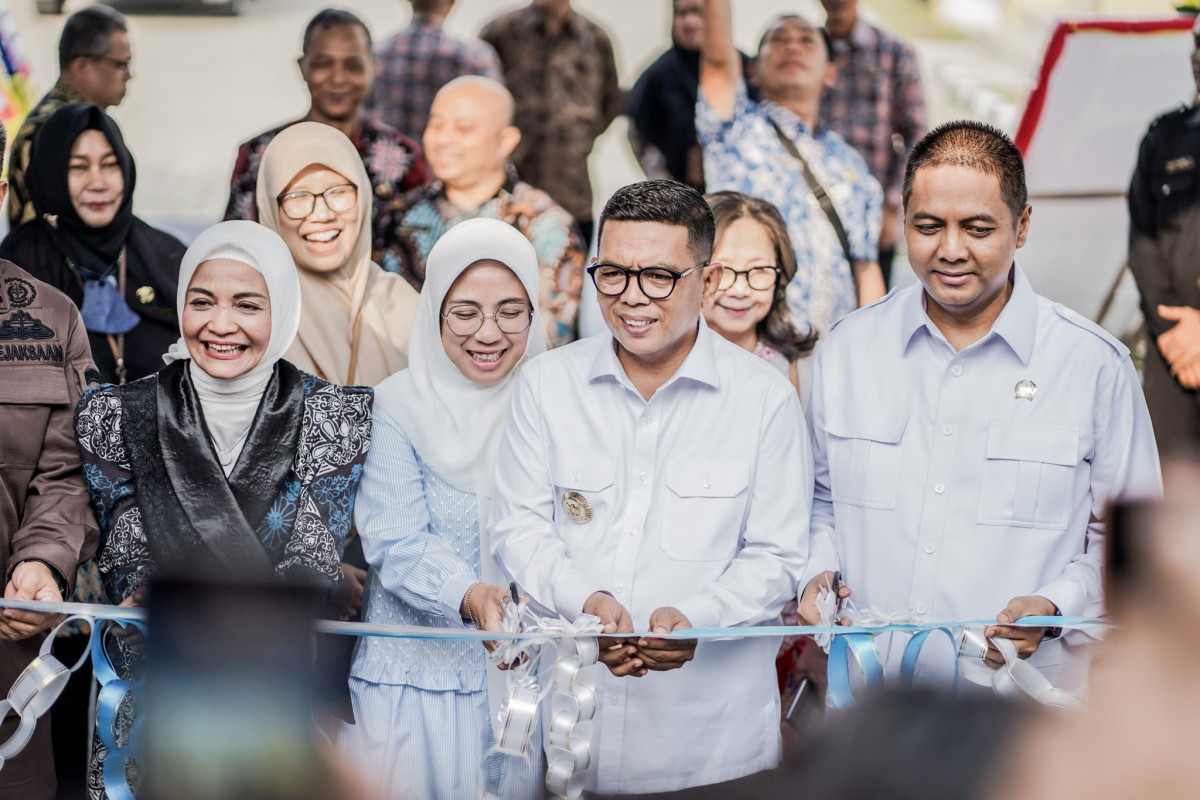 Komisi V DPRD Bersama Gubernur Resmikan Gedung Bunker Radioterapi RSUD Banten